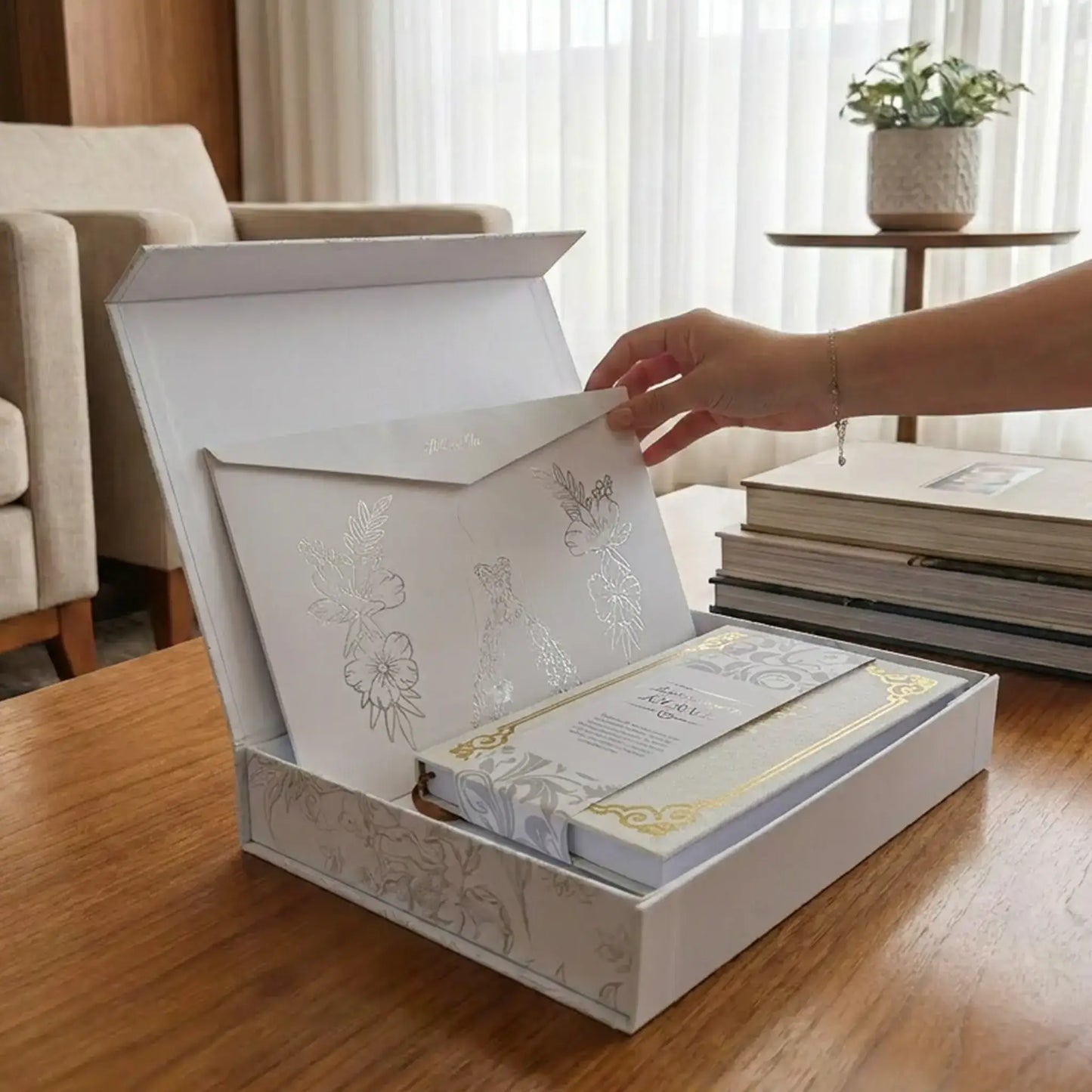 Name Change Box & Anniversary Journal